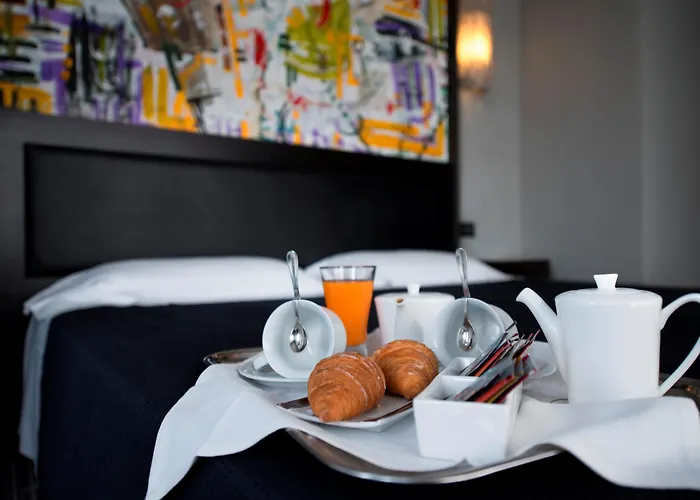 Twentyone Hotel